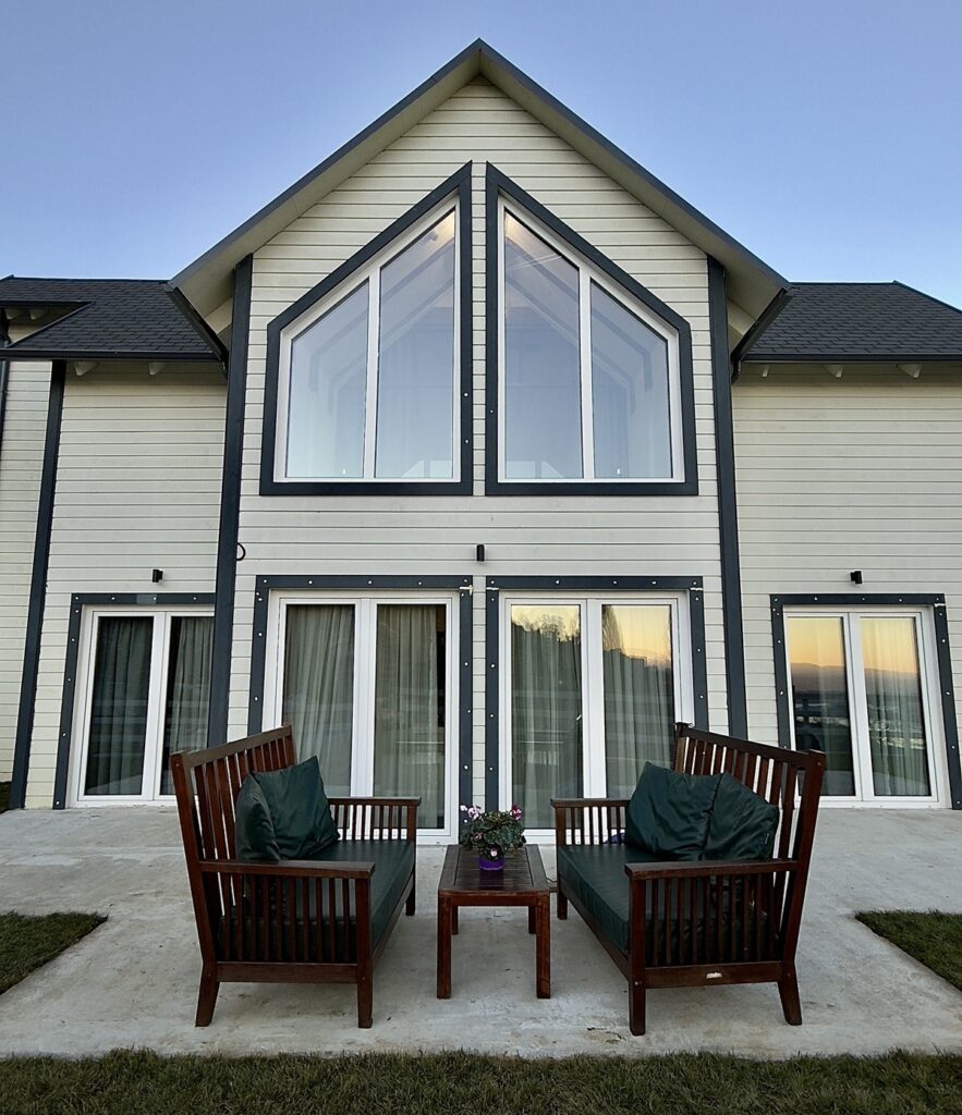 wooden house kastoria greece 1